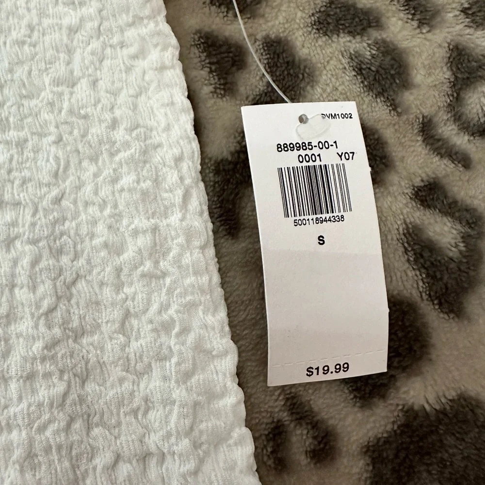 Old Navy Square Neck Textured Tank Top in White Lillies Size Small Women’s